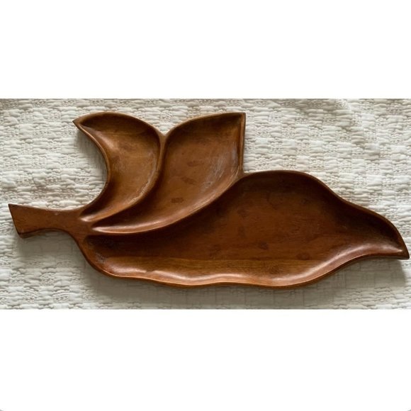 Other - Wooden leaf serving platter